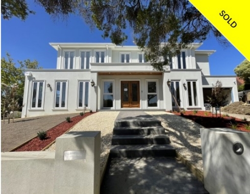 Mt Waverley 校区房